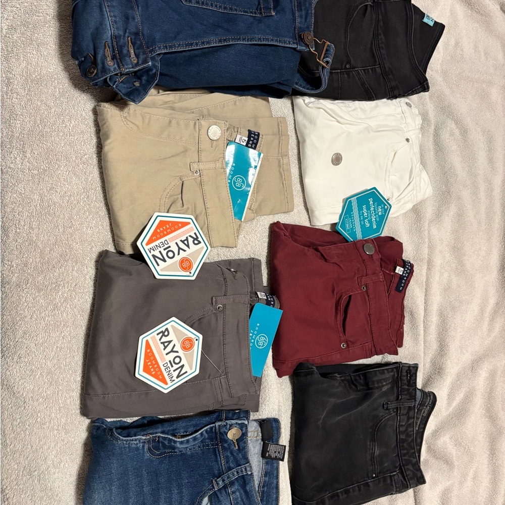 Lot of women’s pants - size 5, 5/6, 6